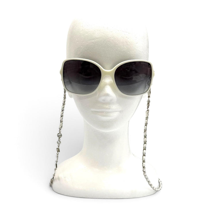 Great CHANEL sunglasses Square Shape Sunglasses white Women 5210-Q-A