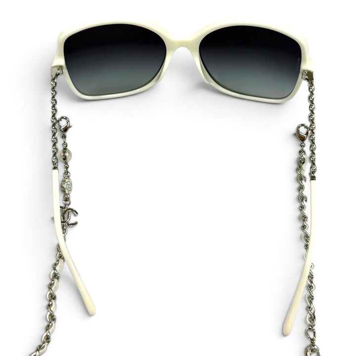 Great CHANEL sunglasses Square Shape Sunglasses white Women 5210-Q-A