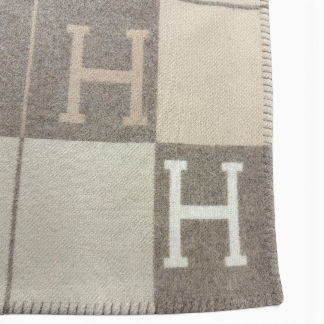 Pristine HERMES blanket Plaid Avalon III wool Women