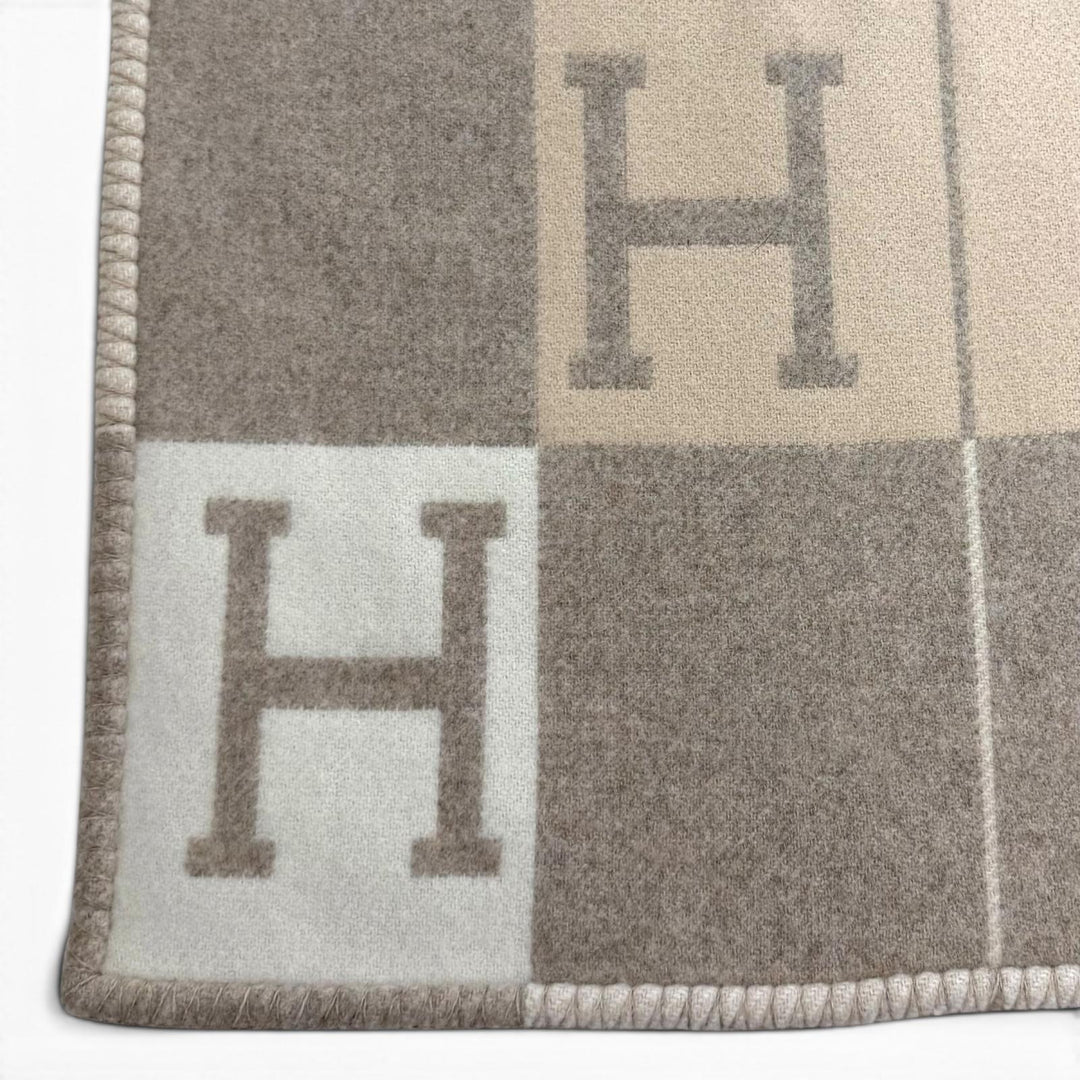 Pristine HERMES blanket Plaid Avalon III wool Women