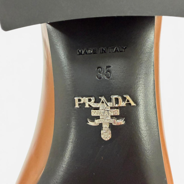 Great PRADA pumps Logo-emblazoned two-tone brushed leather Brown Women 35 1I964N