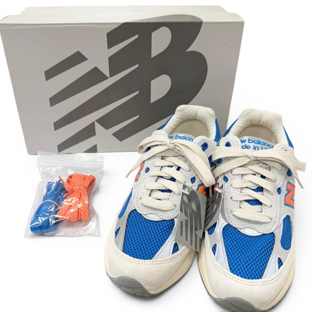 Pristine New Balance KITH MSG Low cut sneakers Made in USA 993 Silver