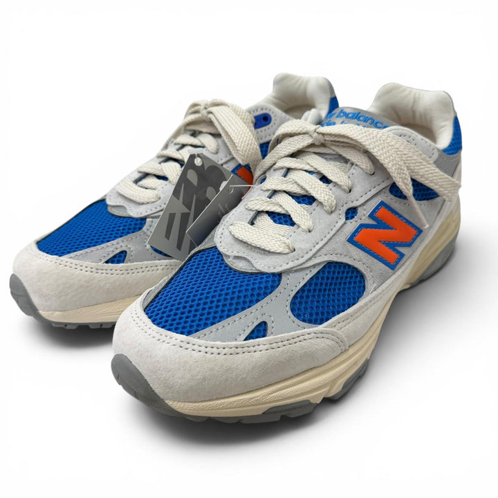 Pristine New Balance KITH MSG Low cut sneakers Made in USA 993 Silver