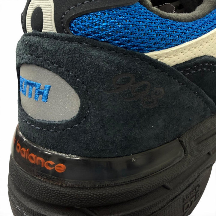 Pristine New Balance KITH MSG Low cut sneakers Made in USA 993 black