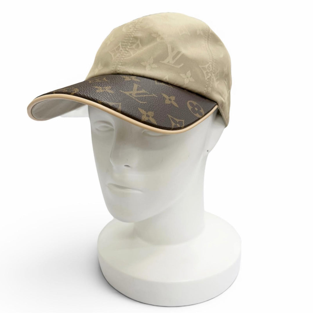 Very Good LOUIS VUITTON cap cap my essentials Monogram canvas, silk M M76504