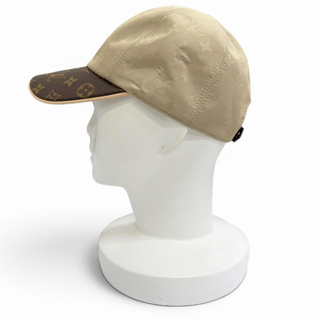Very Good LOUIS VUITTON cap cap my essentials Monogram canvas, silk M M76504