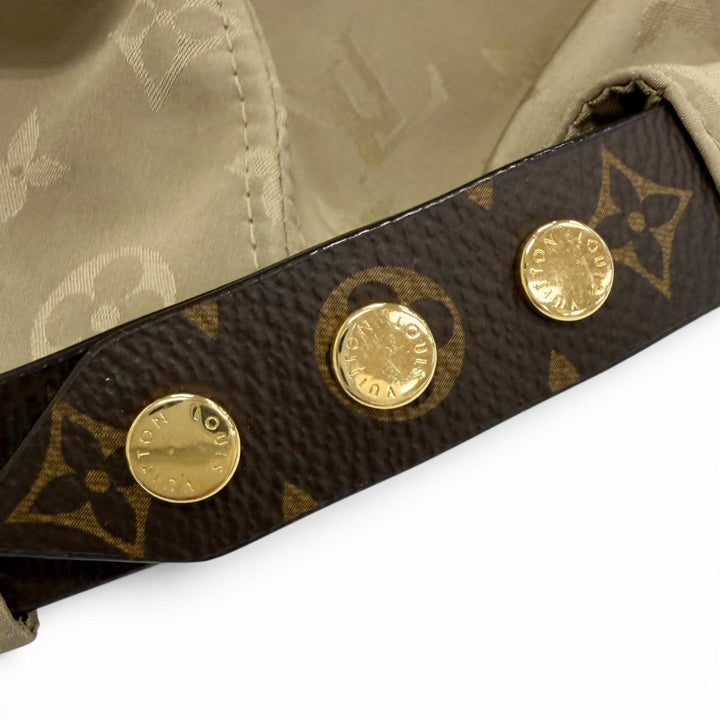 Very Good LOUIS VUITTON cap cap my essentials Monogram canvas, silk M M76504