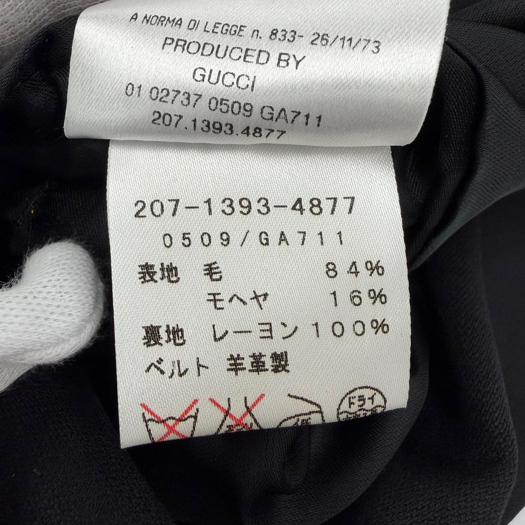 Great GUCCI tailored jacket Peaked lapel leather belt included black wool 38