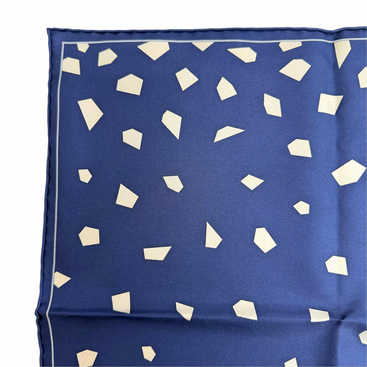 Excellent Cartier scarf Novelty item: PANTHERE scarf/handkerchief Navy silk