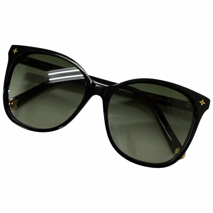 Excellent LOUIS VUITTON Sunglasses My Monogram Light Cat Eye black