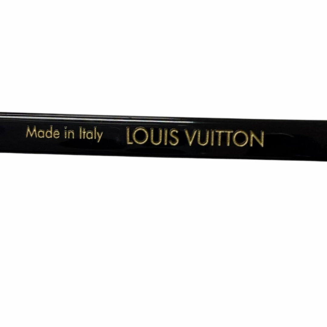 Excellent LOUIS VUITTON Sunglasses My Monogram Light Cat Eye black