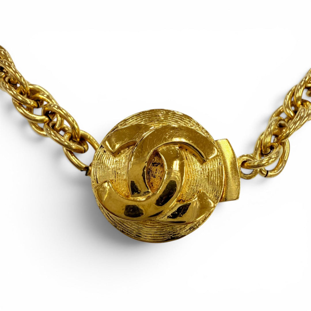Excellent CHANEL Necklace COCO Mark Twist Chain gold metal Women