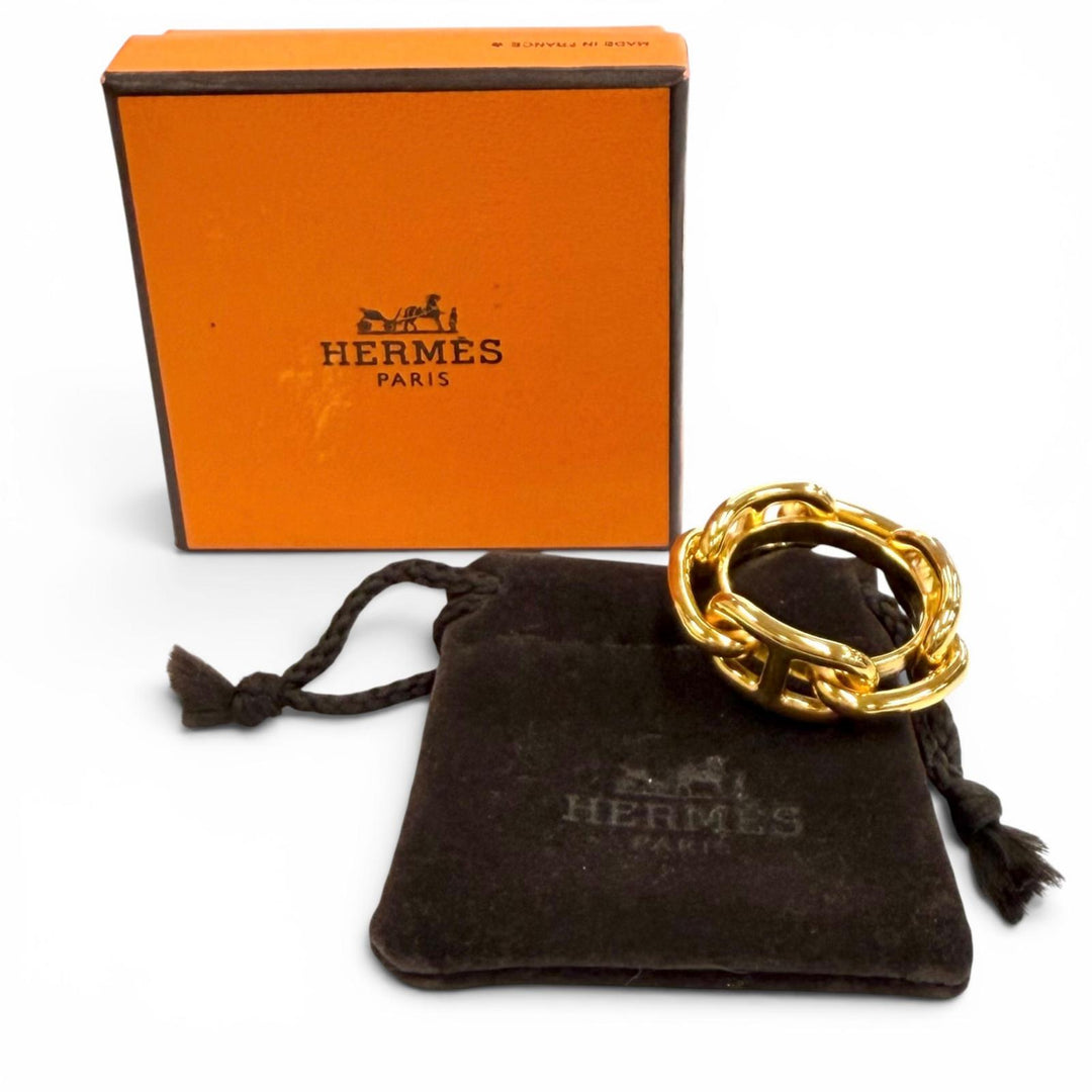 Pristine HERMES Scarf ring REGATE ChÃ©ne Dunkel gold Women