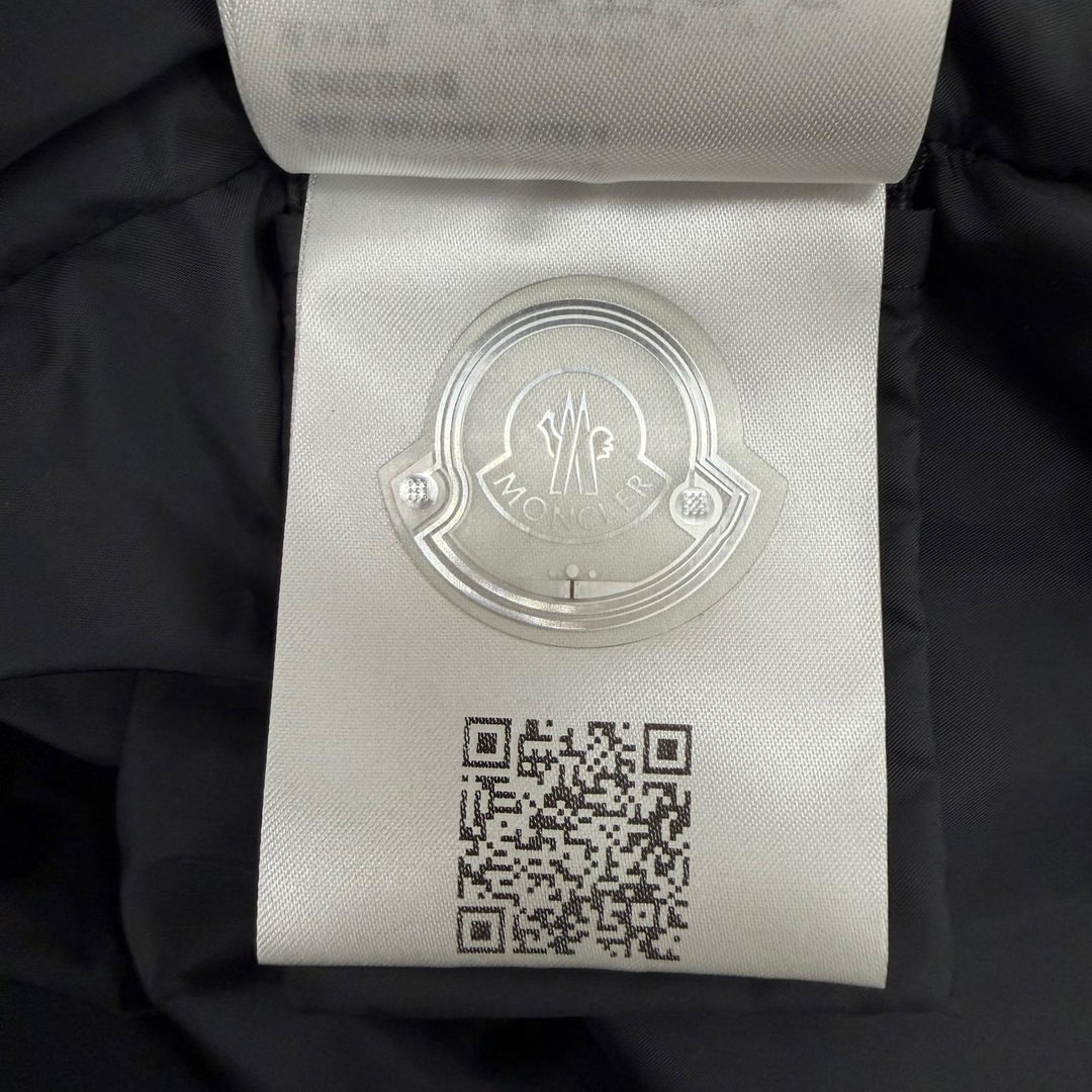 Excellent MONCLER Down jacket MASAC black Nylon mens 4