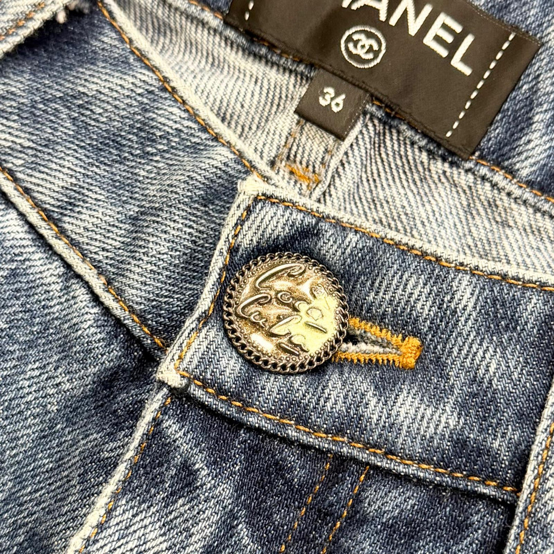 Great CHANEL Denim pants Painted COCO Mark Hem Zip Skinny Jeans 36 P55668V42002