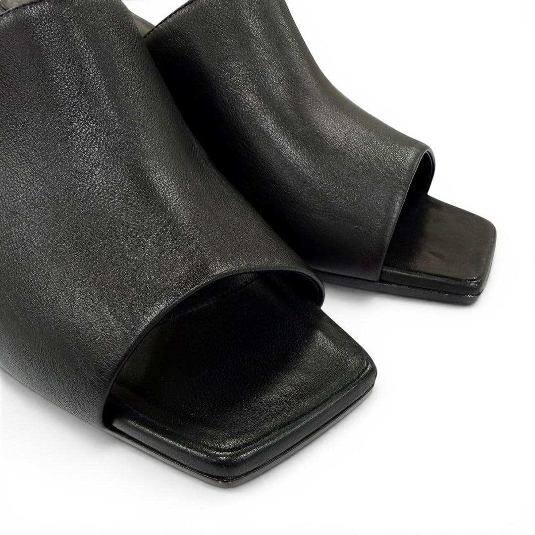Excellent HERMES Sandals Iconic Chaine d'Ancre heel leather black Women 38