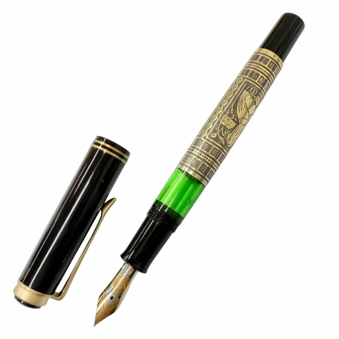 Great PERIKAN fountain pen Toledo Cap type black 18K mens M700