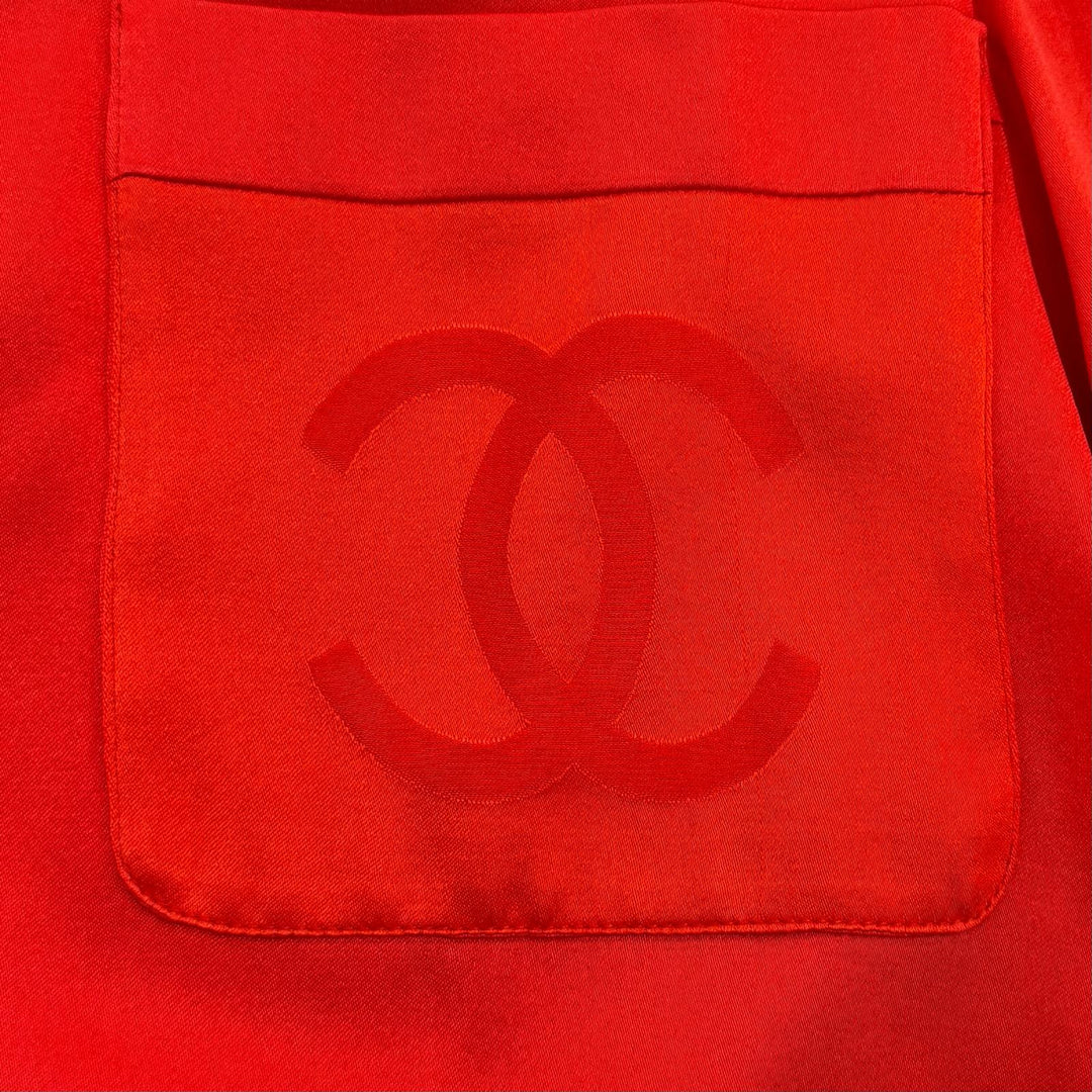 Excellent CHANEL blouse COCO Mark embroidered long-sleeved shirt Red silk 34