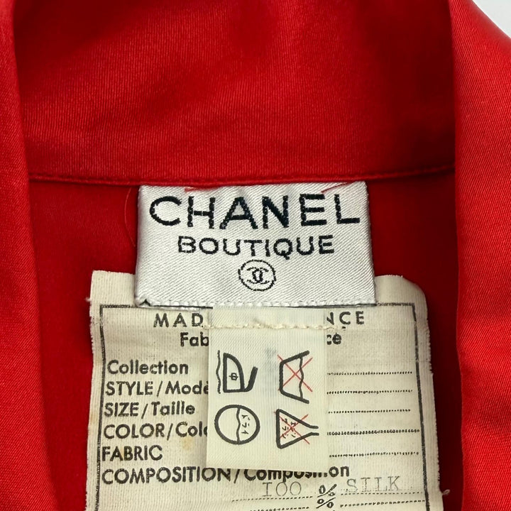 Excellent CHANEL blouse COCO Mark embroidered long-sleeved shirt Red silk 34