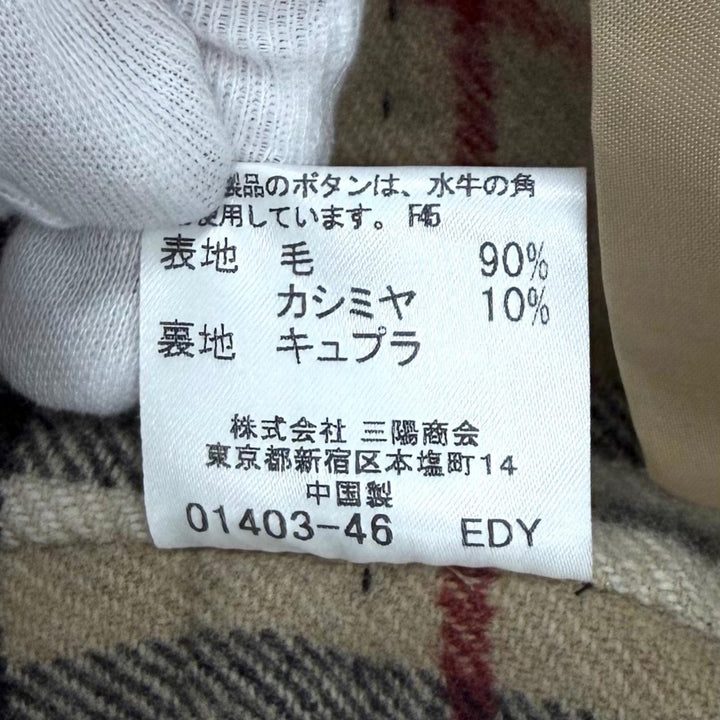 Pristine BURBERRY LONDON coat Logo buttons, Nova check lining black wool 40