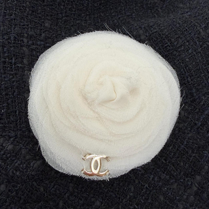 Great CHANEL hat Silk blend corsage COCO Mark tweed black wool Women 57