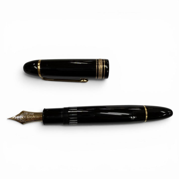 Great MONTBLANC fountain pen Meisterstück 149 white star black 14K mens