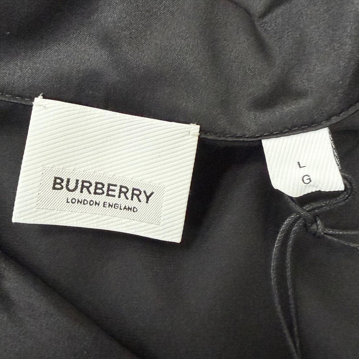 Pristine BURBERRY Short sleeve shirt Logo print, open collar. black silk mens