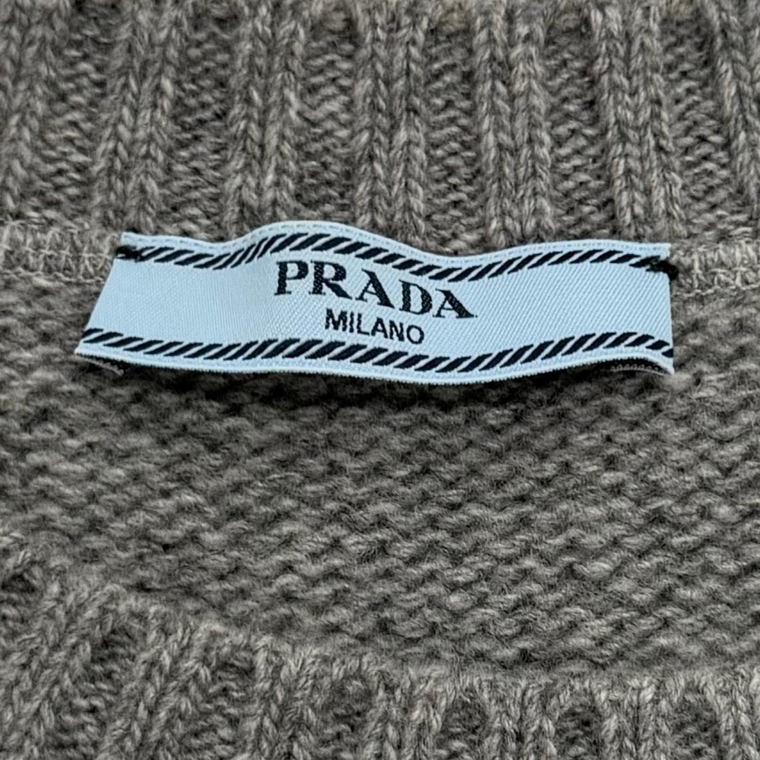 Great PRADA sweater Logo Cashmere Wool Crew Neck Sweater gray wool 42 P24G1V