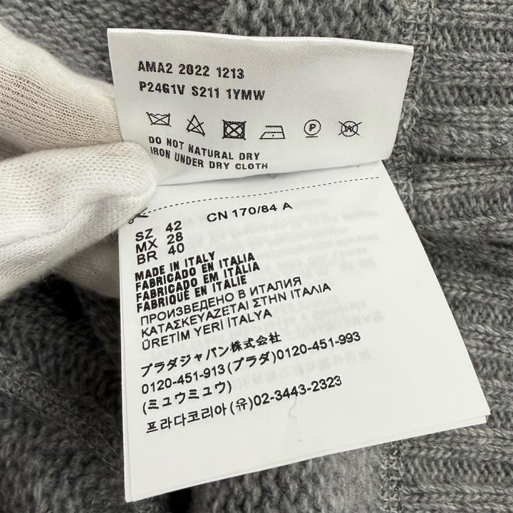 Great PRADA sweater Logo Cashmere Wool Crew Neck Sweater gray wool 42 P24G1V