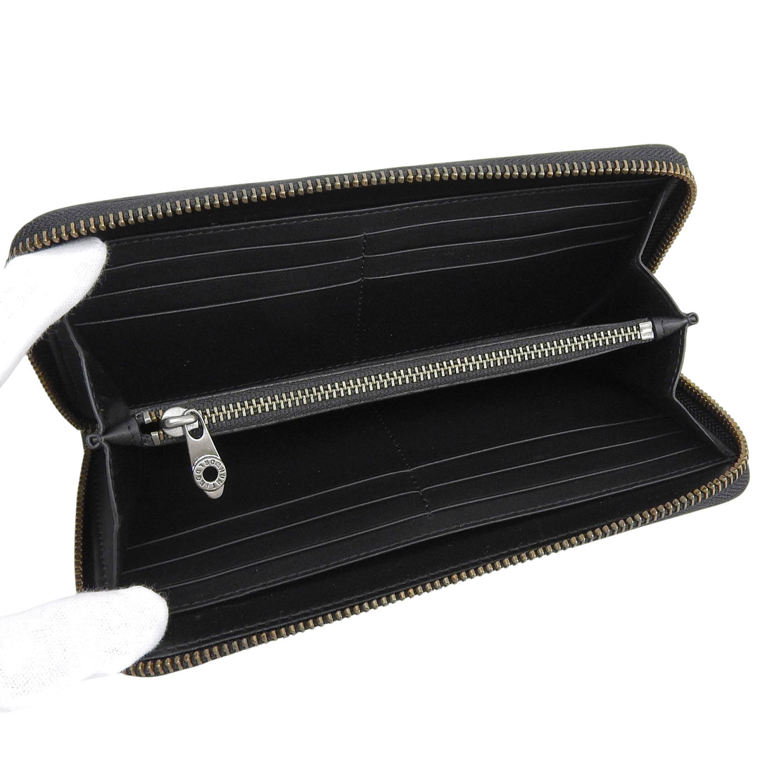 Pristine HUNTING WORLD Purse Butcher path black Battling cross mens 957BSS
