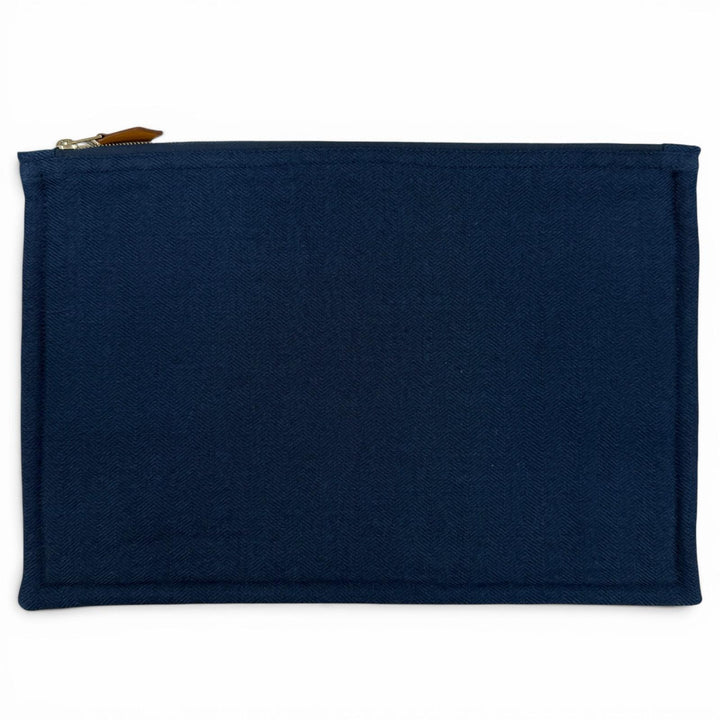 Pristine HERMES Traveler 3 Eye Mask, Room Socks, and Pouch Set Navy cashmere