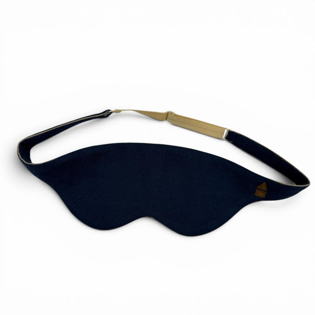Pristine HERMES Traveler 3 Eye Mask, Room Socks, and Pouch Set Navy cashmere