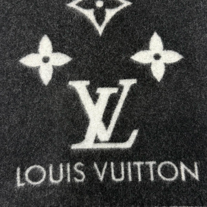 Excellent LOUIS VUITTON Muffler Reykjavik S00 Monogram fringe cashmere M71040