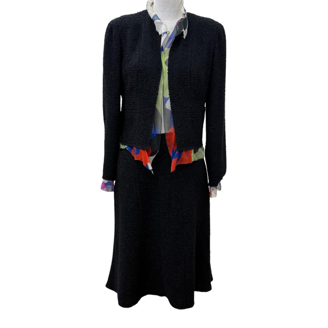 Great CHANEL set Silk-trimmed COCO Mark circle logo tweed jacket and skirt 34