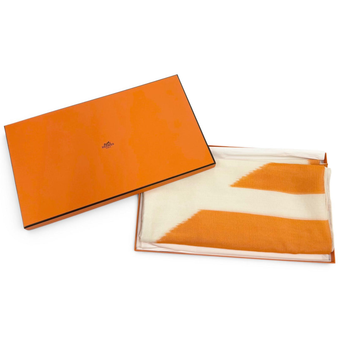 Pristine HERMES scarf Plume H Ikat Orange cashmere Women