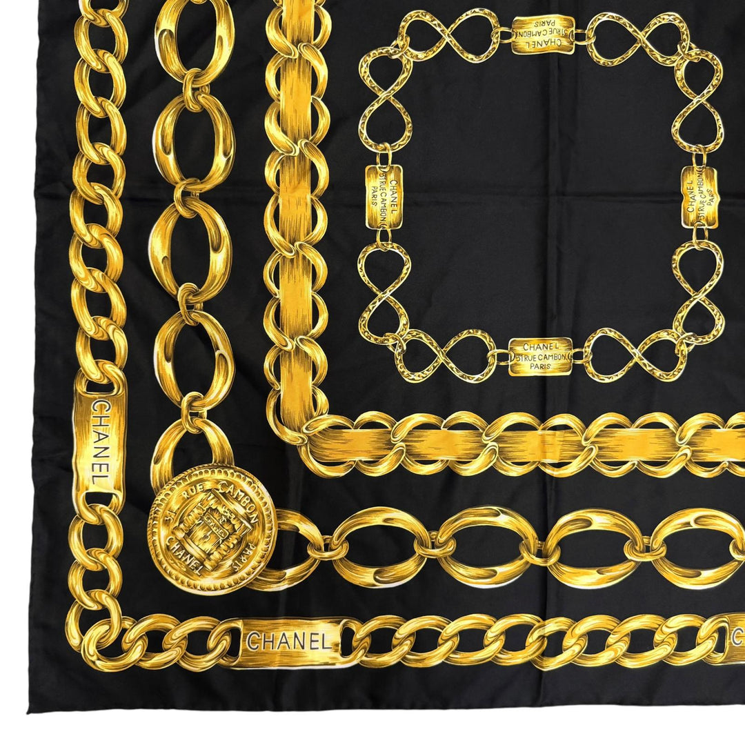 Excellent CHANEL scarf Logo design, Chain belt pattern, large size black silk