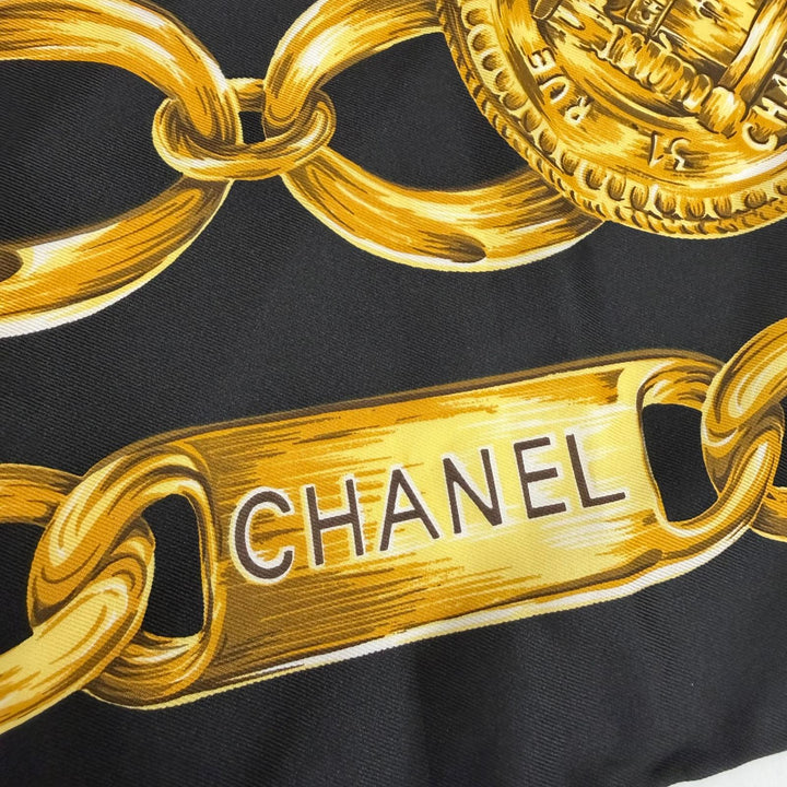 Excellent CHANEL scarf Logo design, Chain belt pattern, large size black silk
