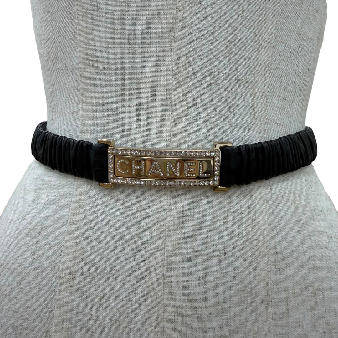 Very Good CHANEL belt Logo buckle, rhinestone leather black leather Women B23C