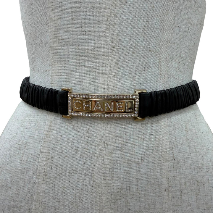 Very Good CHANEL belt Logo buckle, rhinestone leather black leather Women B23C