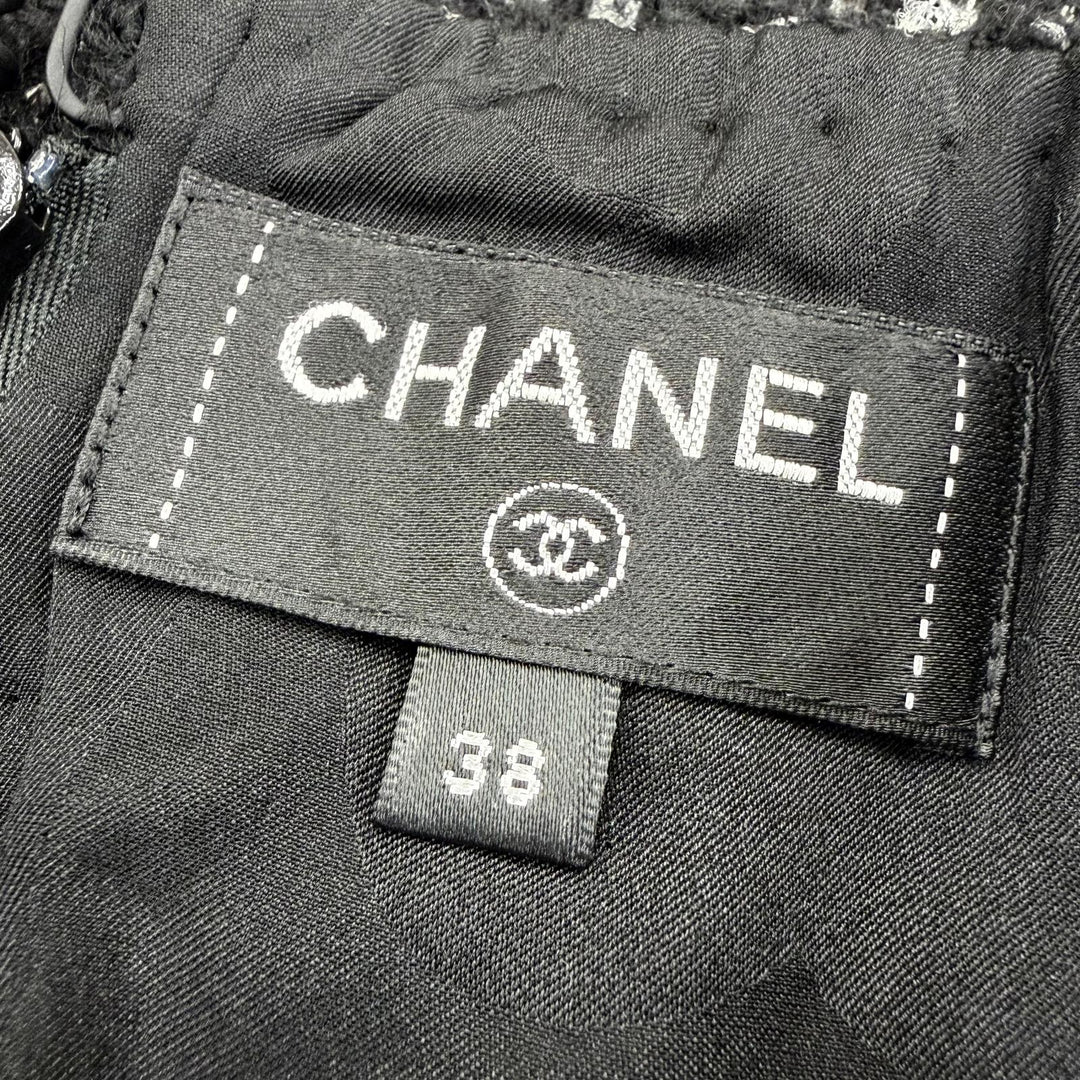 Excellent CHANEL Tight Skirt COCO Mark Sequin-embellished Tweed black 38 P65335