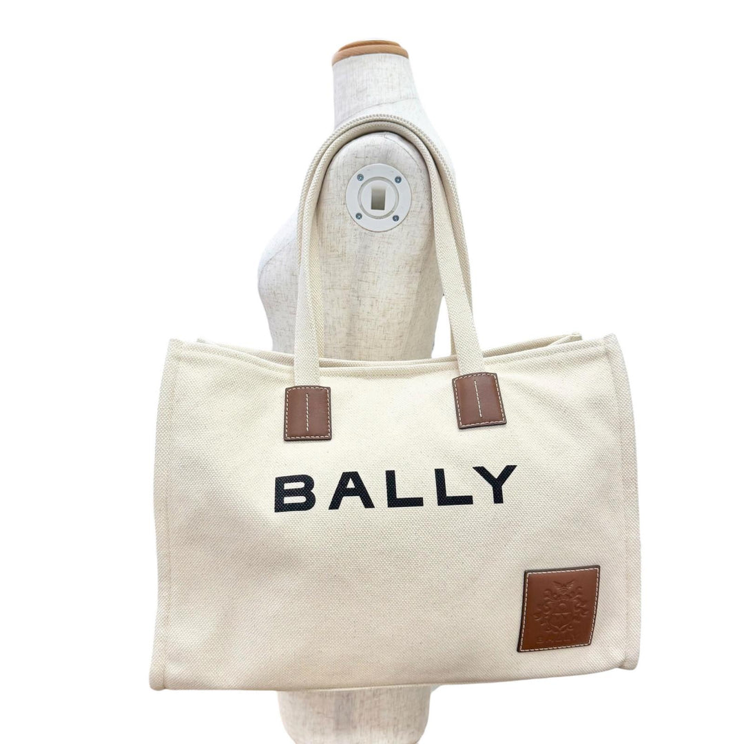 Excellent BALLY Tote Bag AKELEI Large logo leather patch canvas Ivory system