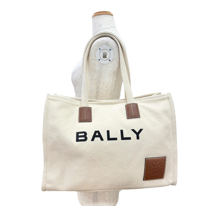 Excellent BALLY Tote Bag AKELEI Large logo leather patch canvas Ivory system