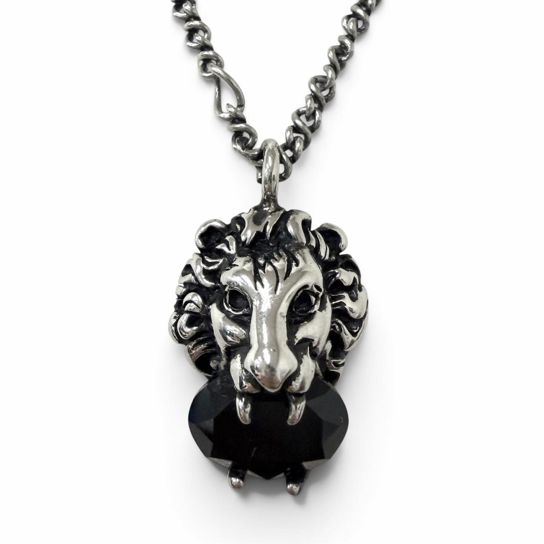 Great GUCCI Necklace Lion Head Pendant Black Crystal Silver mens