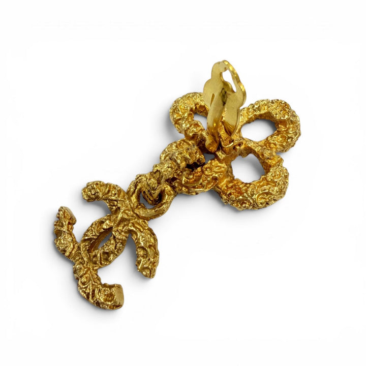 Excellent CHANEL Earring Lava Flower COCO Mark Swing gold metal Women 93A