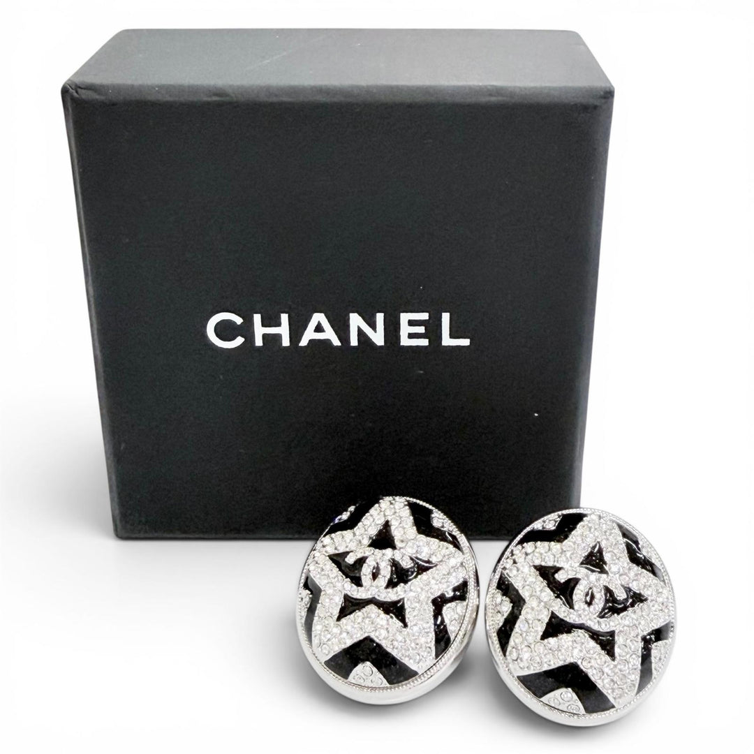Great CHANEL COCO Mark Star Rhinestone Piercing Earrings (Pair) Silver A23K