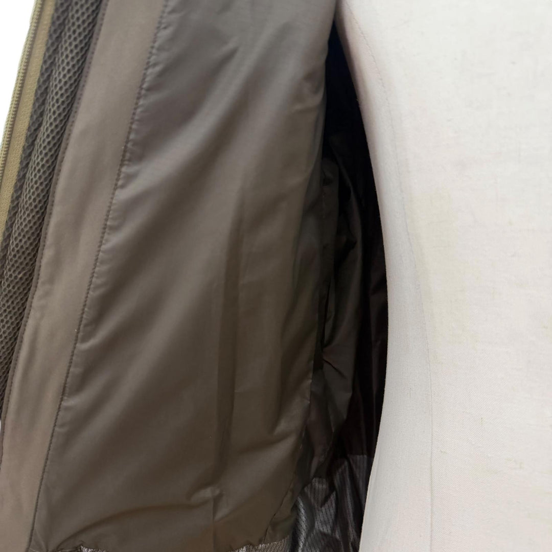 Great DESCENTE Down jacket Mountaineer khaki polyester mens L DAMUGK30U