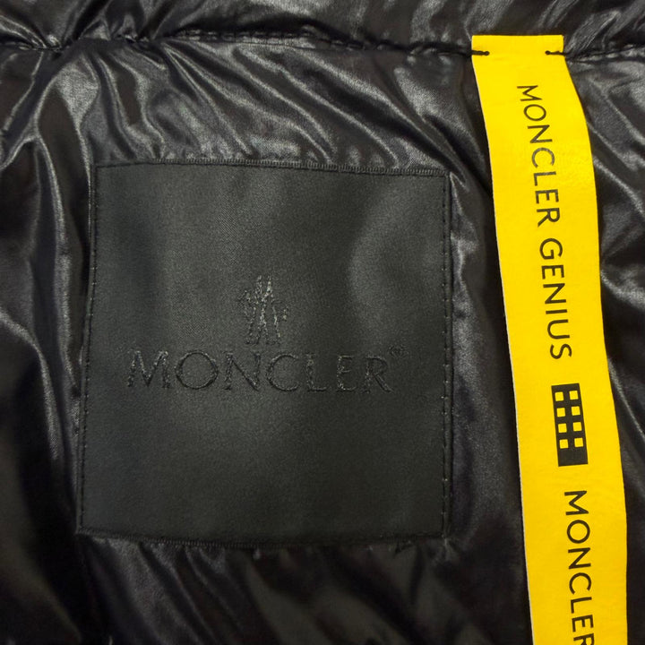 Excellent MONCLER GENIUS 2 Barbour Coverall WIGHT Down-lined, waxed jacket