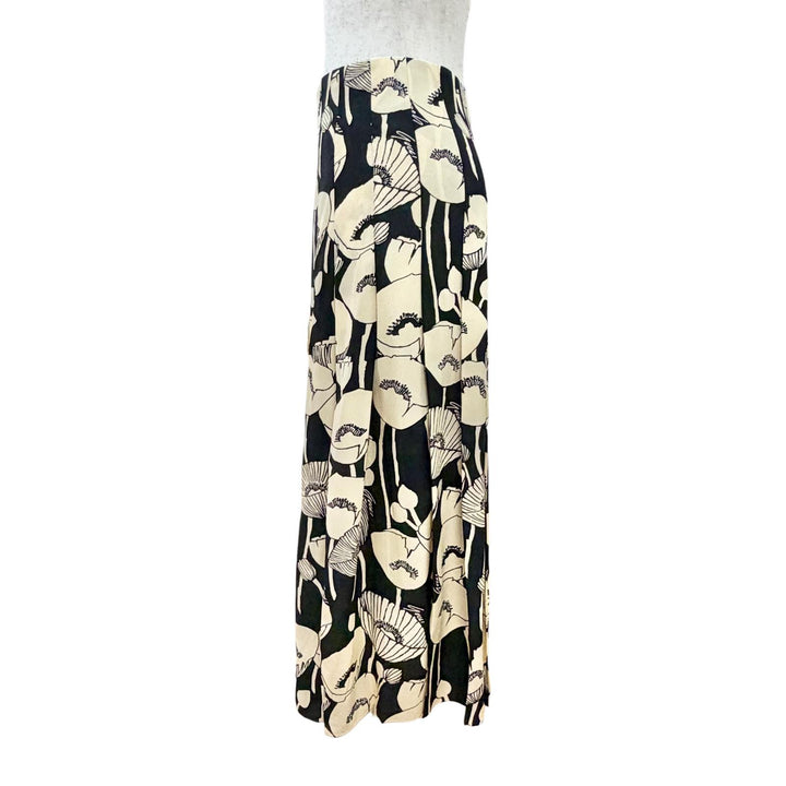 Excellent GUCCI Pleated skirt Poppy Flower Long beige silk Women 38 409370