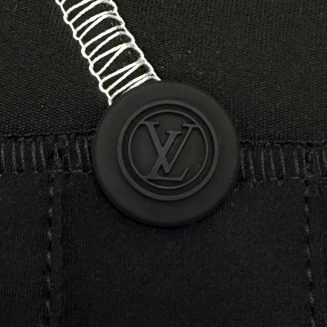 Excellent LOUIS VUITTON Mini skirt black Nylon Women 34