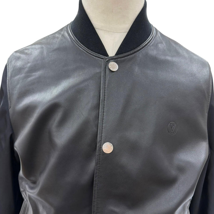 Great LOUIS VUITTON Blouson Leather trim, reversible, monogram black